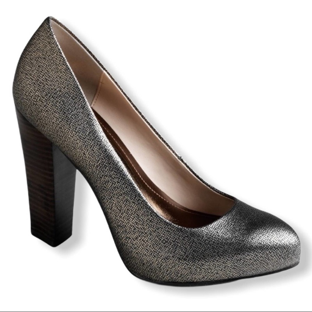 Calvin Klein Elita  Silver Leather Pumps Size 10